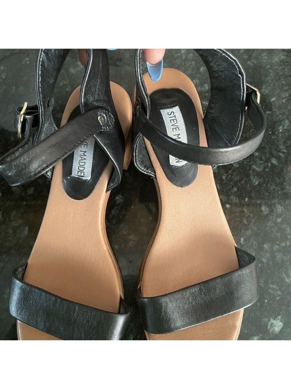 Steve Madden Black Sandals Sleek and Stylish - Picture 2 of 6